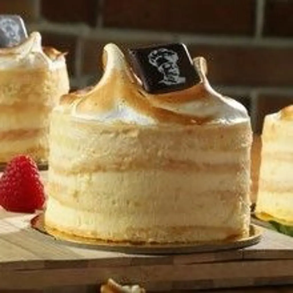 4 Seasons Cake